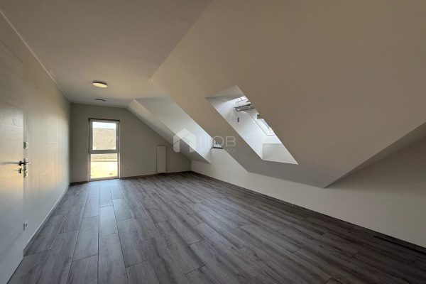 Wohnung zu verkaufen in Holzthum