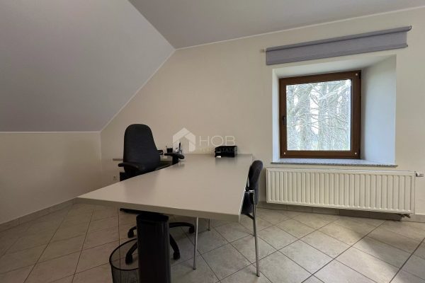 Büro zu vermieten in Weiswampach