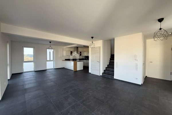Wohnung zu verkaufen in Holzthum
